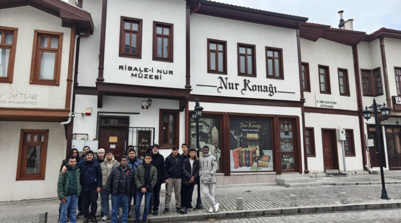 Vakfımızda kalan talebelerle beraber Ankara gezisinden kareler
